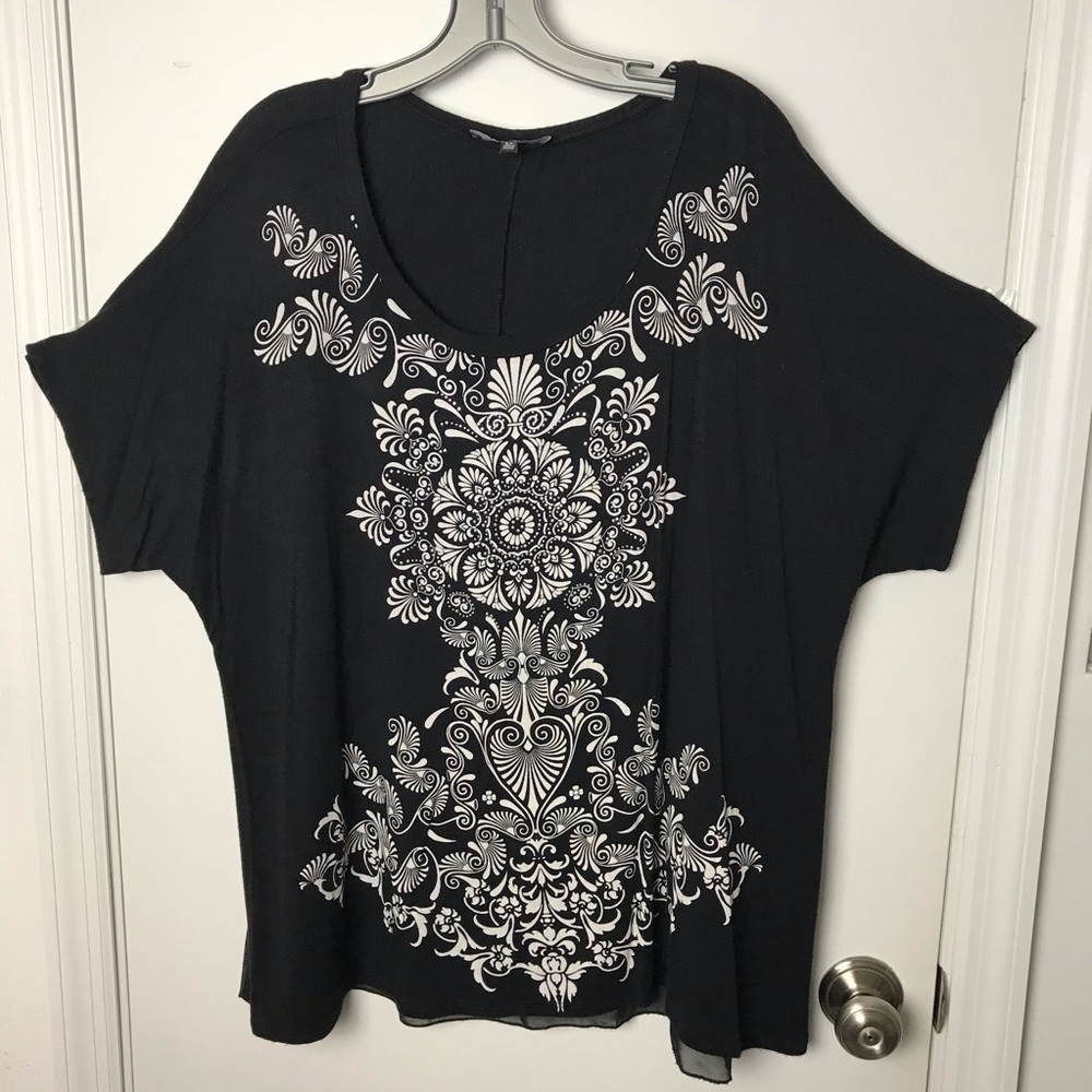 B.L.E.U. Plus size 3x Womans blouse.